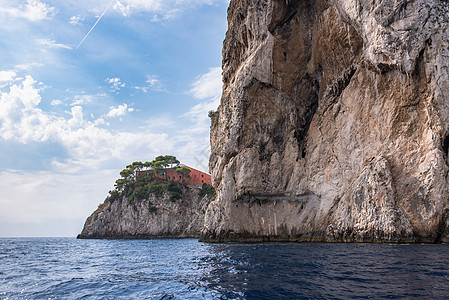 卡普里岛克里夫海岸悬崖巡航旅行晴天风景蓝色假期地标旅游沿海图片