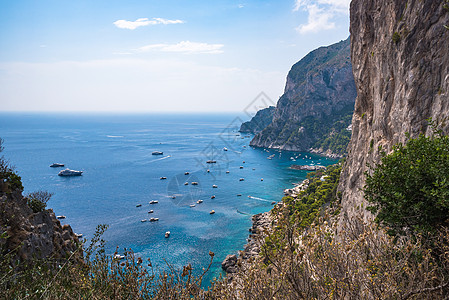 卡普里岛悬崖海岸的船山脉旅行假期岩石海滩码头蓝色海岸线风景旅游图片