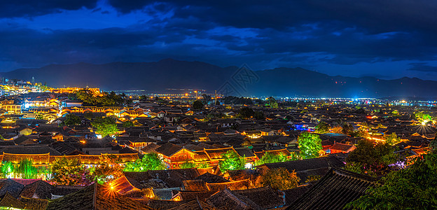 全景全景 古老的李建祥旧城在黄昏房子阳光日落历史性旅行日出游客景观电线杆吸引力图片