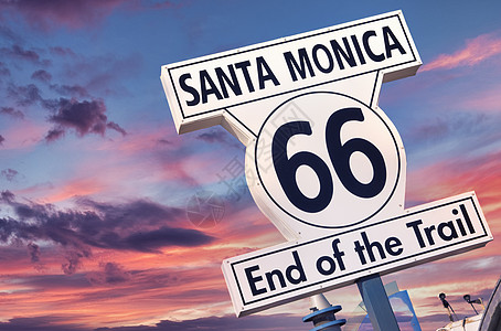 加利福尼亚州圣莫尼卡66号公路的终点踪迹天空码头历史性旅行数字图片