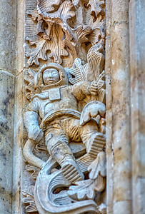 西班牙萨拉曼卡大教堂外墙雕刻的宇航员图片