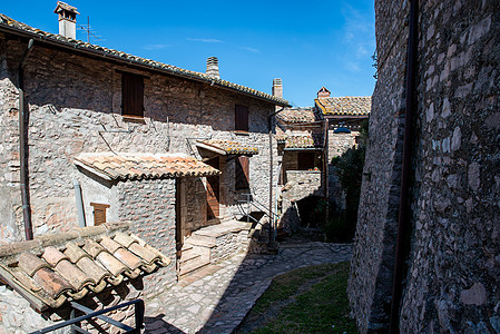 山上古老的马赛里诺村教会大教堂城市历史性古董景观假期房子旅行石头图片