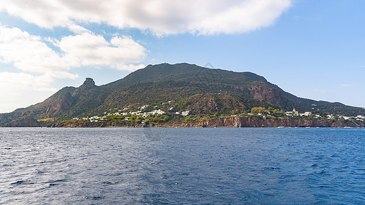 Panasa岛海岸线的全景图片