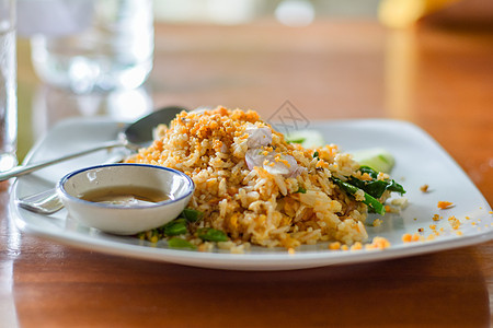 好吃的泰国菜 鸡蛋炒米饭 卡莱吃猪肉图片