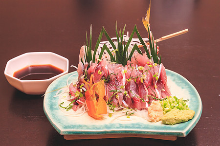 日本菜 日本鱼生食海藻海鲜食物餐厅寿司美食鱼片鲭鱼盘子图片