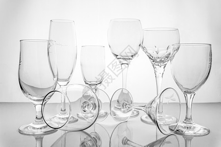 空眼镜拼贴纪念日庆典长笛饮料收藏派对不倒翁水晶餐具高脚杯图片
