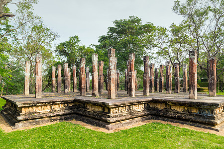 Polonnaruwa市寺庙斯里兰卡古老的界碑废墟图片
