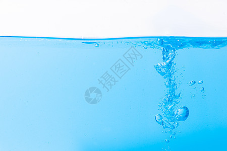 水表面和蓝水泡泡白色水滴气泡波纹运动流动飞溅蓝色液体图片