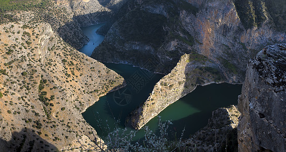 俯瞰加德满都草药峡谷背景