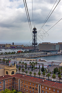 巴塞罗纳客运港和有绳子的塔货物巡航运输进口码头加载货运卸载商业旅游图片