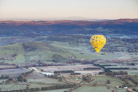 澳洲日出时热气球风景热气爬坡天空篮子旅行自由天线闲暇空气图片