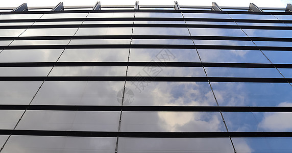 英国建筑和住宅大楼的外墙 圣约尔特玻璃英语反射旅行城市建筑物市中心窗户房子财产图片