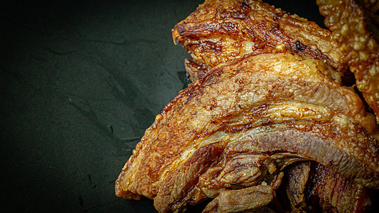 肉腹扁平板的肉类食品成份图象花肉盘子腹部炙烤食物白色棕色美食皮肤烹饪图片