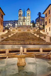 成功阶梯著名的西班牙台阶和喷泉背景