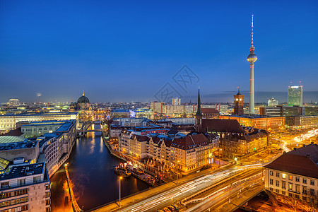 与著名的电视塔一起在柏林市中心游客城市建筑学正方形天际假期日落教会主场吸引力图片