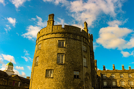 Kilkenny城堡 Ir的Kilkenny镇历史里程碑石头堡垒建筑建筑学纪念碑伯爵公园地标旅行旅游图片