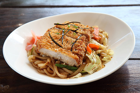 日本料理 炒面 Yakisoba食物油炸筷子家庭绿茶章鱼猪肉美食蔬菜午餐图片