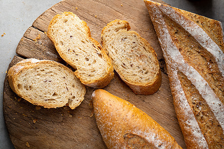 新鲜自制自制鲜菜法式木面包面包包子棕色面包午餐面团白色小麦营养面包师早餐图片