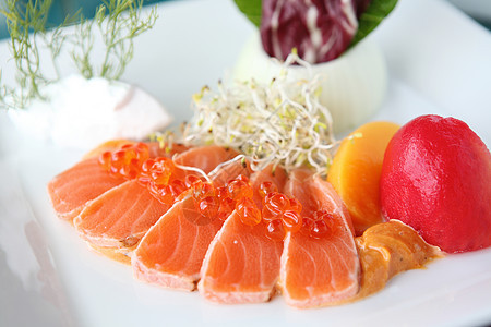 生鱼鱼肉餐厅寿司食物木头海鲜盘子饮食美食沙拉鱼片图片