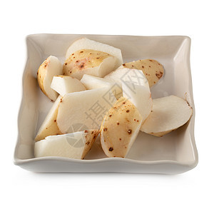 在白背上被孤立的山木根和切片或中国甘薯蔬菜食物工作室饮食土豆白色水平薯蓣图片