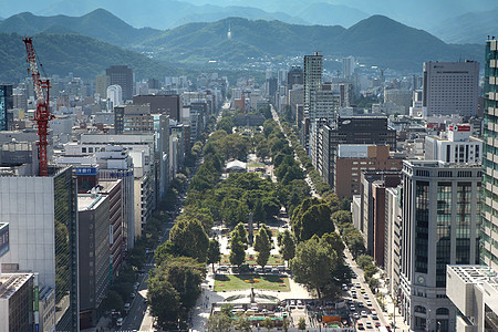 日本札幌市中心城市风景山脉市中心场景地标旅行建筑物办公室建筑学游客天空图片