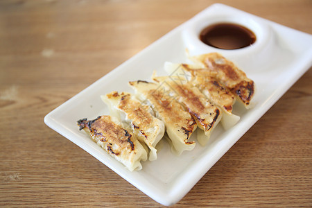 Gyoza 青沙水饺盘子美食食物蔬菜食品猪肉点心白色油炸图片