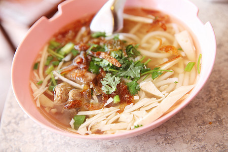 越南面条蔬菜辣椒白色香菜午餐肉汤筷子洋葱美食牛肉图片