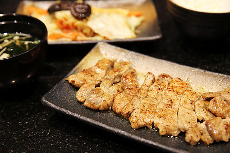 牛肉和蔬菜 日本日式烹饪食物厨师餐厅炒饭炙烤烧烤火焰牛扒美食水平图片