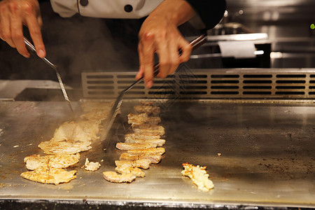 牛肉和蔬菜 日本日式烹饪餐厅烧烤食物牛扒火焰水平美食炒饭炙烤厨师图片