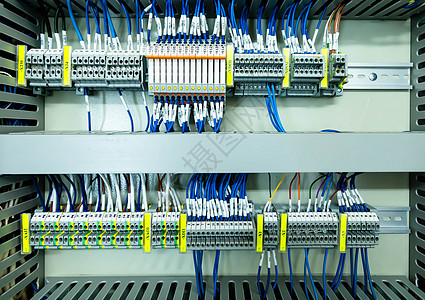 用于电力和配电的电气控制面板外壳 不间断 电压总机自动化电路控制板内阁安全保险丝金属电子产品生产图片