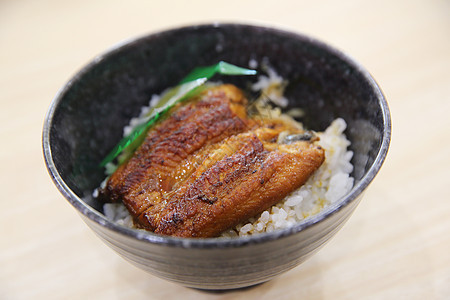 木本面日本食物的unadandon教师大学餐厅美食炙烤用餐午餐海鲜木头图片