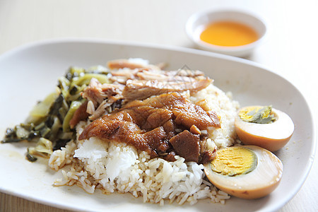 大米炖猪腿蔬菜营养饮食午餐皮肤猪肉蒸汽胡椒美食生活图片