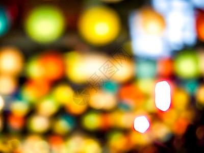 明亮的日本灯彩虹在露天夜广场室内橙子灯笼旅行装饰文化风格宗教派对节日气球图片