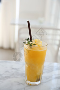 橙汁花果冰沙茶点白色饮食玻璃奶昔食物饮料水果果汁图片