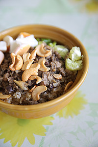 含猪肉的盐橄榄油炸植物盐渍早餐美食盘子蔬菜午餐饮食食物图片