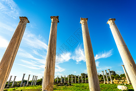 萨拉米斯 希腊和罗马考古遗址古代专栏天空历史性观光建筑学纪念碑旅游城市寺庙石头大理石图片