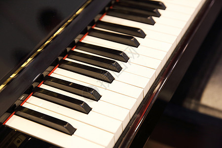 钢琴键盘宏观爵士乐黑色钥匙韵律音乐会乐器乌木白色合成器图片