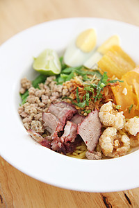 泰式泰国食用汤面面条美食胡椒早餐午餐烹饪蔬菜饮食课程营养食物图片