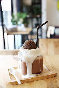 巧克力奶奶昔木头活力巧克力桌子饮料餐厅糖浆牛奶食物奶油图片