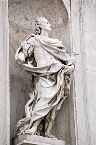 圣尤斯塔斯雕像图片