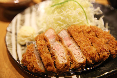 深炸猪肉松 日本的日本鱼松猪肉食品午餐美食食物黄瓜沙拉油炸烹饪蔬菜图片