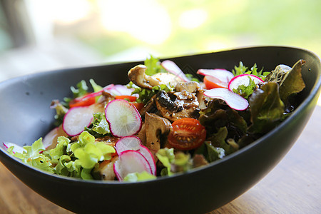 蘑菇沙拉健康食品午餐小吃美食盘子饮食蘑菇洋葱食物绿色油炸图片