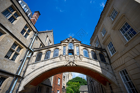 英国牛津大学 叹息桥石头行人天桥教育车道房子大学城市建筑建筑学图片