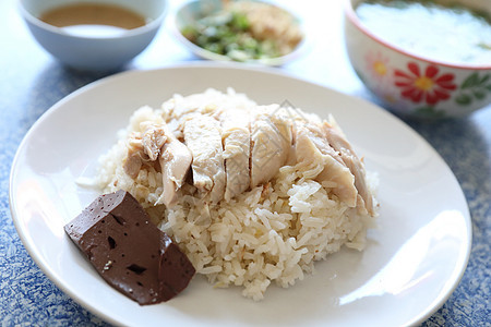 外海鸡米 黄瓜和泰国食物午餐文化辣椒饮食早餐蔬菜香菜蒸汽烹饪盘子图片