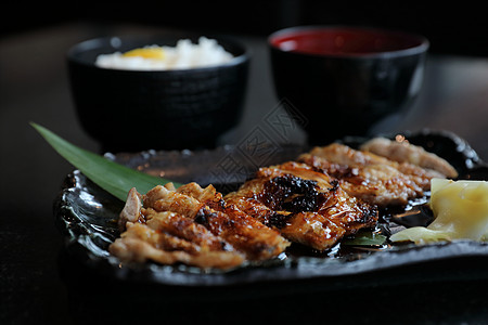 日式意大利菜 鸡田鸡和大米沙拉餐厅大豆油炸教师食物炙烤烹饪小吃大学图片