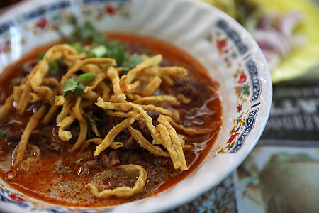 北泰国咖喱面条汤 当地茶叶薯条文化椰子蔬菜食物食品盘子食谱柠檬美食洋葱图片