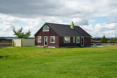 冰岛之家绿色房子建筑水平假期生活旅行建筑学爬坡草地图片