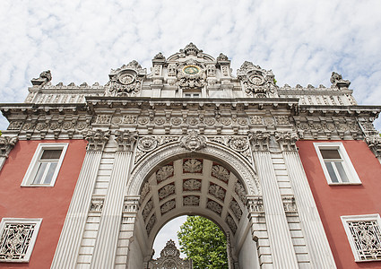 伊斯坦布尔Dolmabahace宫帝国大门奢华天空柱子地标雕刻景点书法旅行入口天花板图片