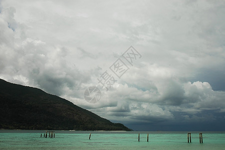 Koh Lipe 泰国棕榈旅行天空海浪尾巴悬崖海滩石头旅游岩石图片