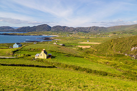 爱尔兰农舍半岛房屋海洋天空旅游爬坡支撑海岸国家旅行图片